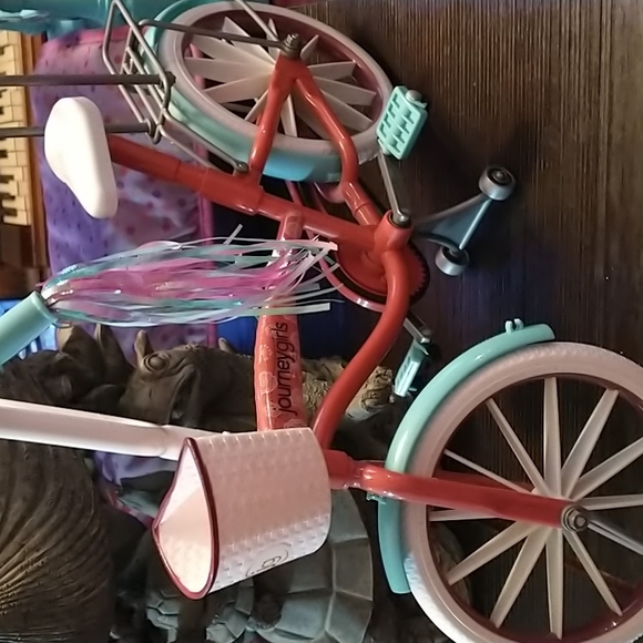 🚴💘 Doll & Bike Lot Journey Girl Lot 18" Doll & Accessories Lot 💘🚴 - Picture 11 of 12